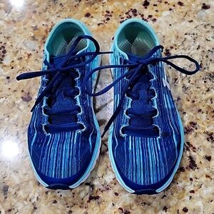 Womens under armour sneakers